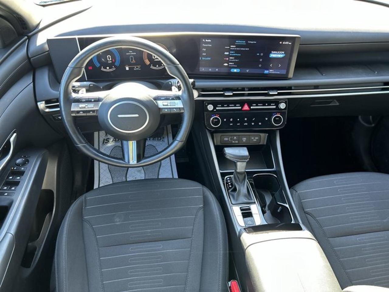 2025 Hyundai Santa Cruz PREFERRED AWD | NO ACCIDENTS Photo