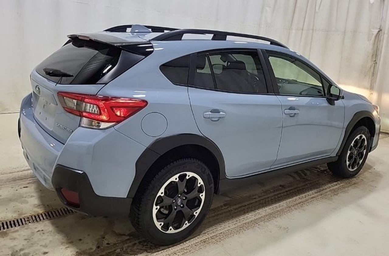 2023 Subaru XV Crosstrek Touring AWD Manual | Heated Seats | CarPlay + Android | Rear Cam | Cruise Control | AC and More ! Photo3