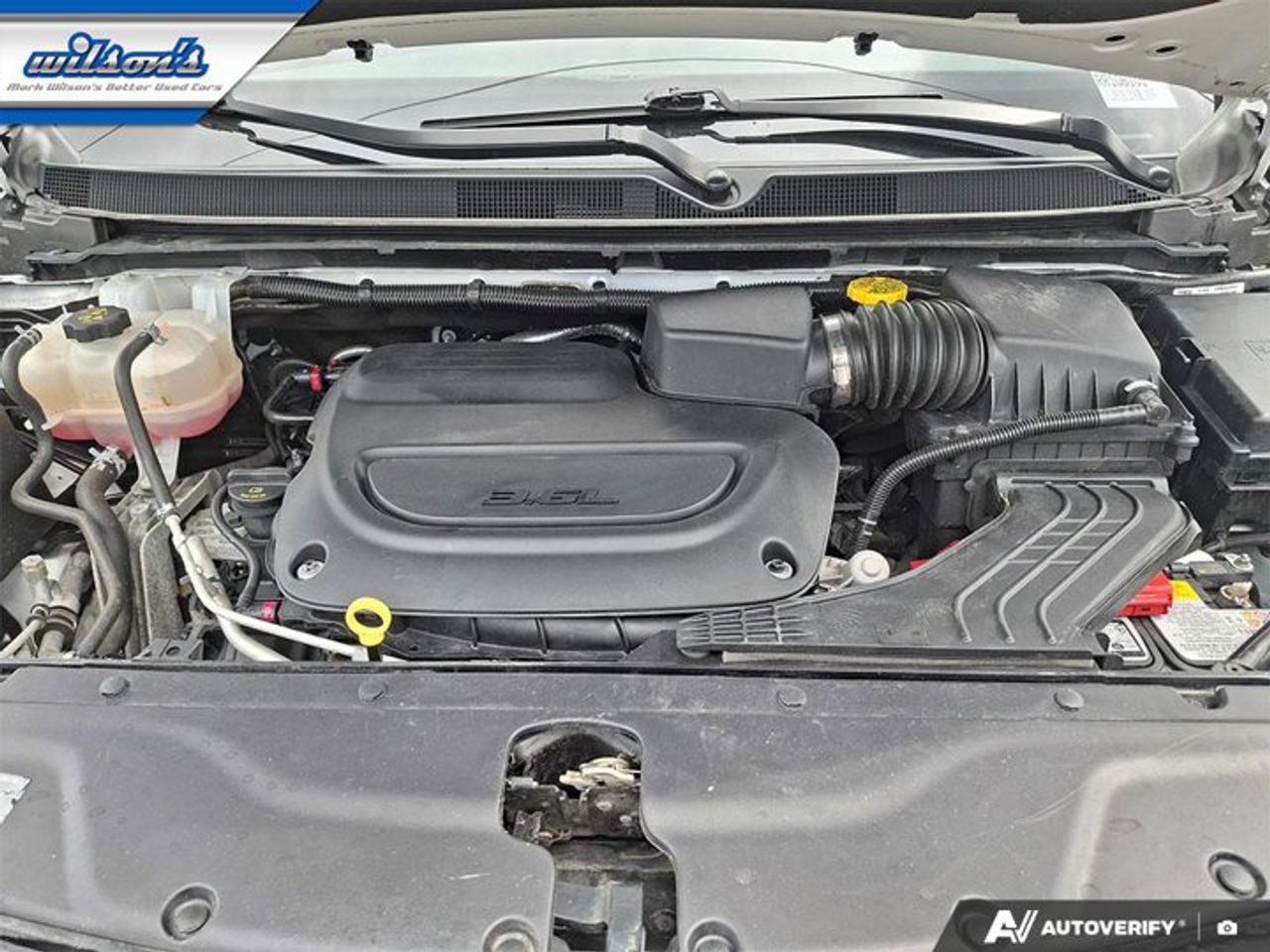 2024 Chrysler Pacifica Limited "S" | Leather | Sunroof | Rear Entertainment System | 360 Camera | FamCam | Vacuum and More! Photo