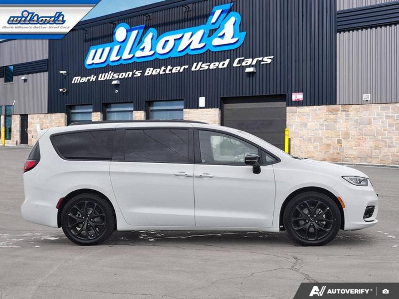 2024 Chrysler Pacifica Limited "S" | Leather | Sunroof | Rear Entertainment System | 360 Camera | FamCam | Vacuum and More! Photo