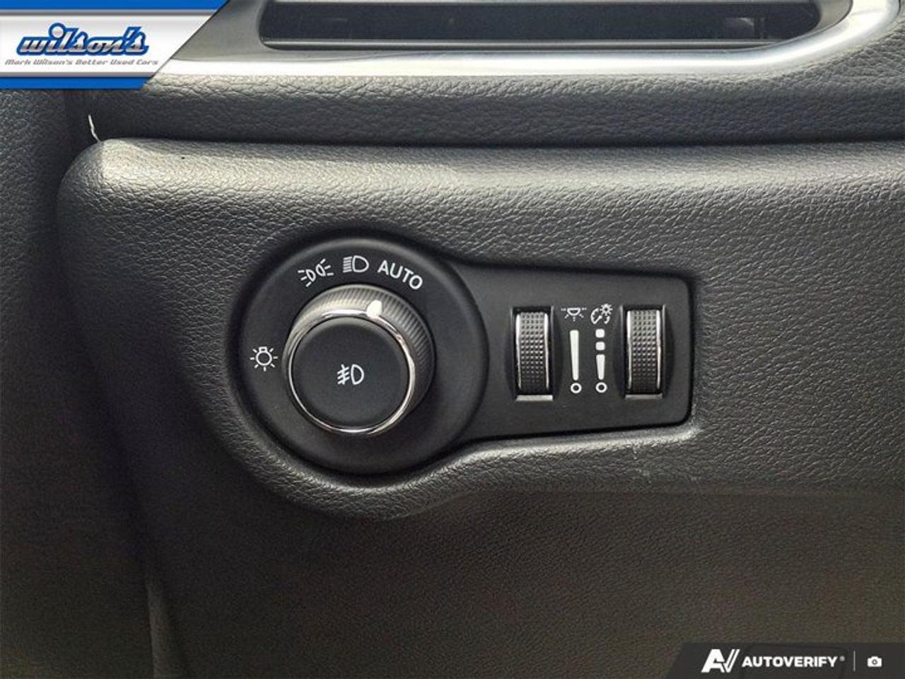 2024 Chrysler Pacifica Limited "S" | Leather | Sunroof | Rear Entertainment System | 360 Camera | FamCam | Vacuum and More! Photo