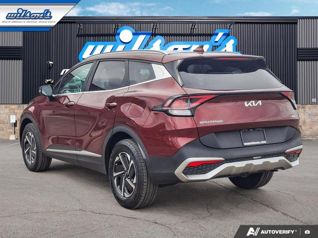 2023 Kia Sportage Hybrid EXAWD | Leather | Remote Start | Heated Seats + Steering | Blind Spot Warning | and More ! Photo2