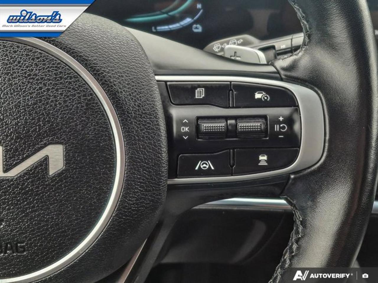 2023 Kia Sportage Hybrid EXAWD | Leather | Remote Start | Heated Seats + Steering | Blind Spot Warning | and More ! Photo