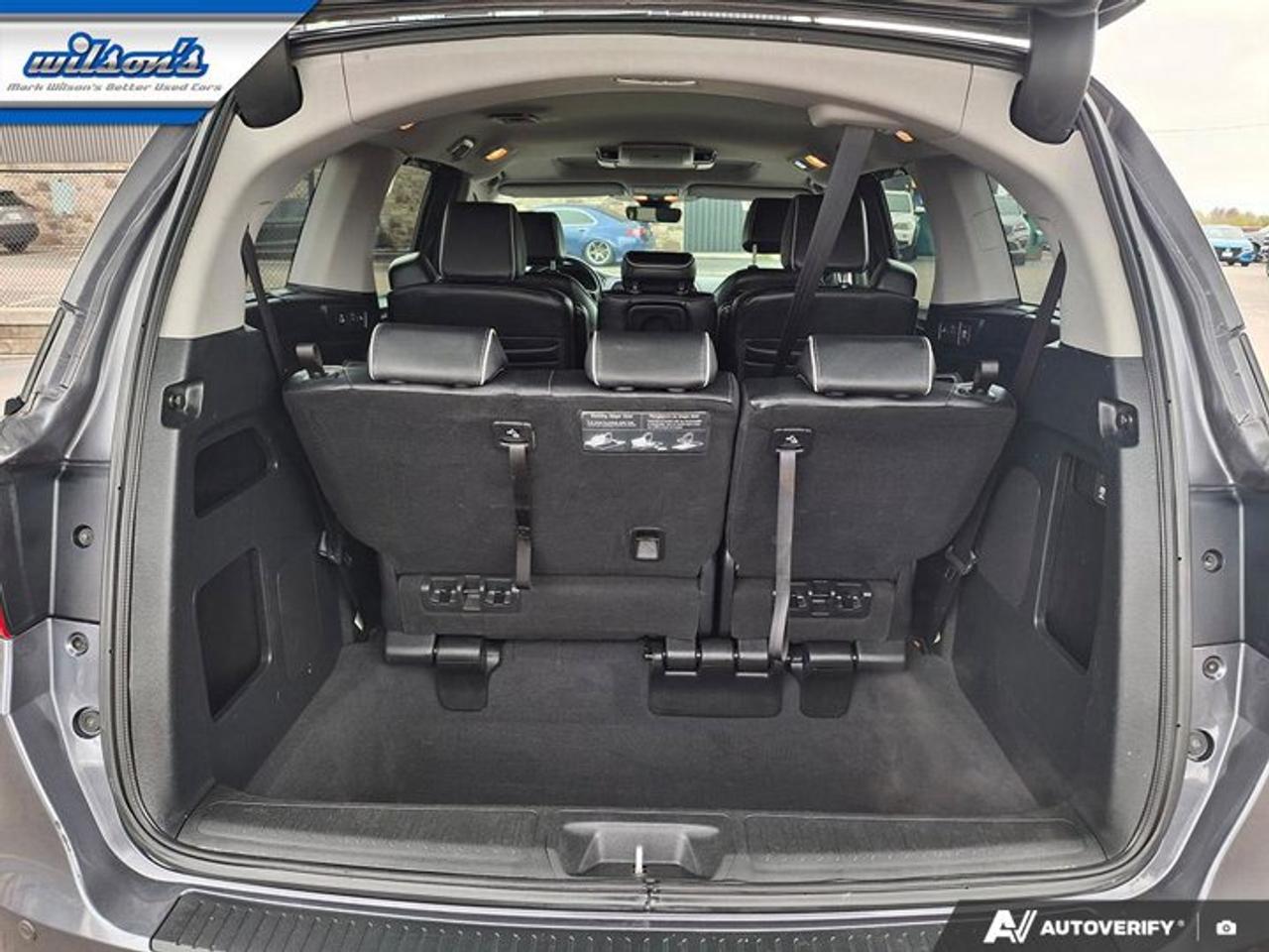 2022 Honda Odyssey Touring | Leather | DVD | Sunroof | Nav | Cooled + Heated Seats | Heated Wheel | and More ! Photo