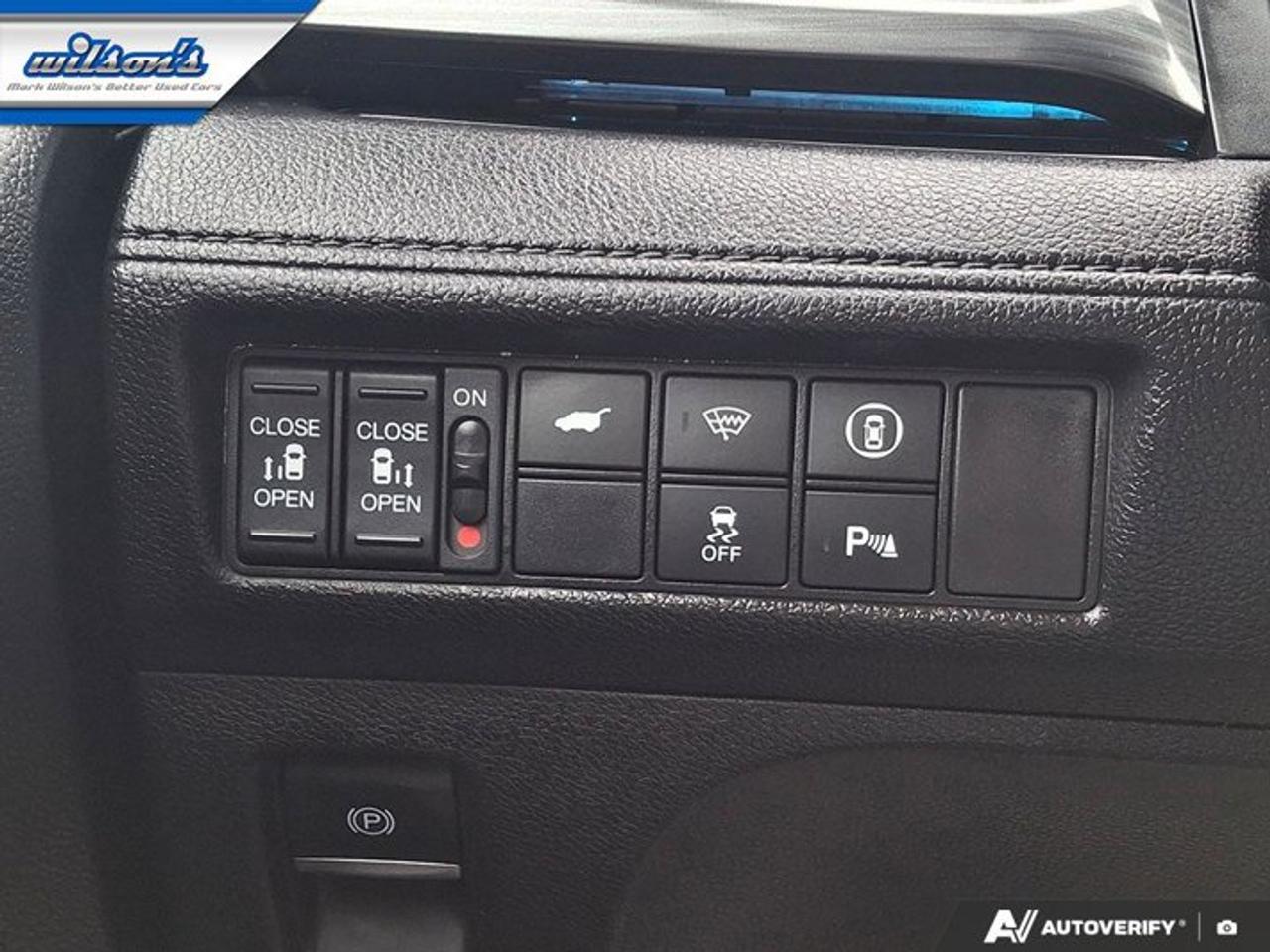 2022 Honda Odyssey Touring | Leather | DVD | Sunroof | Nav | Cooled + Heated Seats | Heated Wheel | and More ! Photo