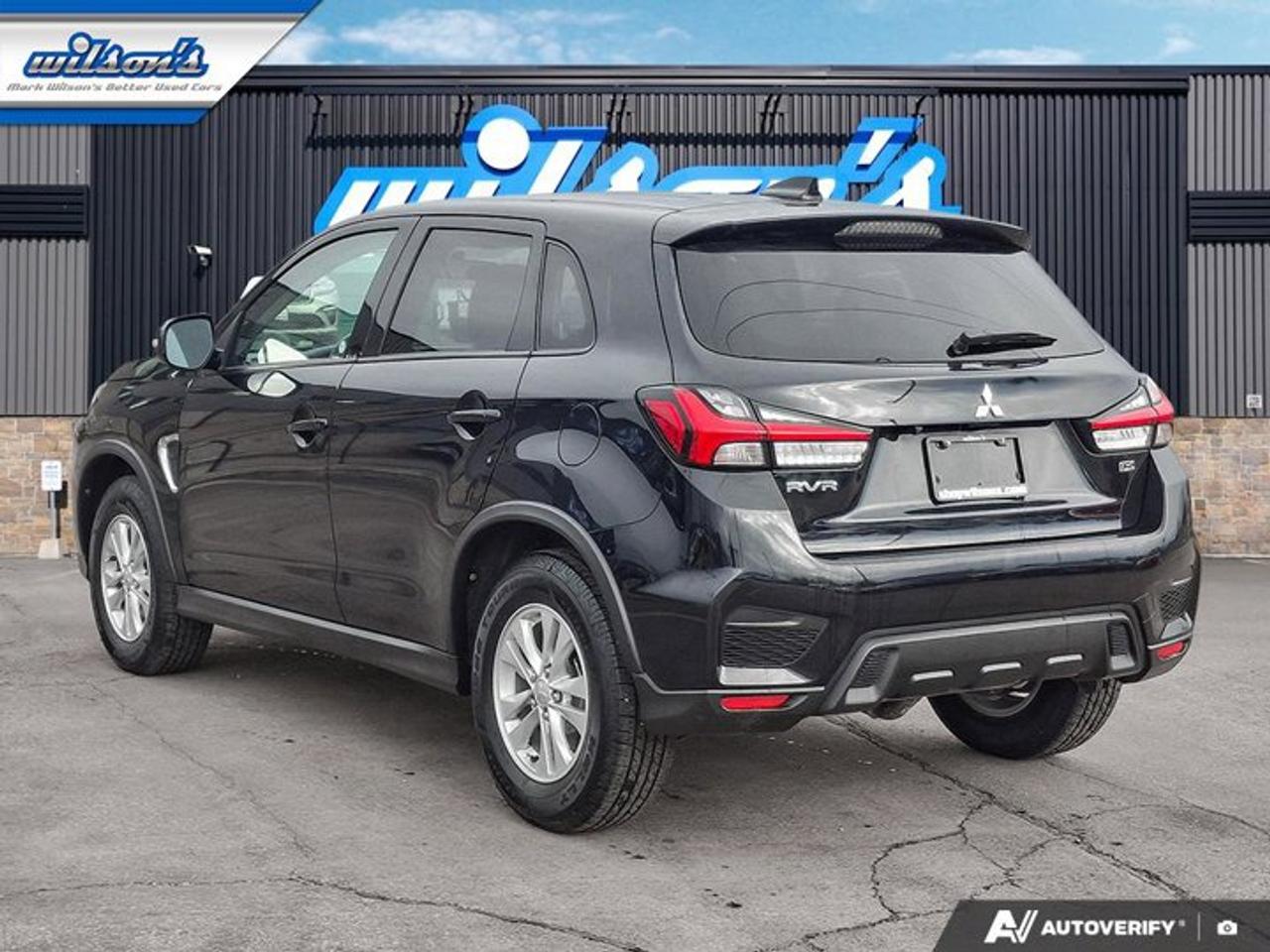 2021 Mitsubishi RVR SE AWD | Heated Seats | Carplay + Android Auto | Blind Spot Monitor | Alloy Wheels | and More ! Photo2