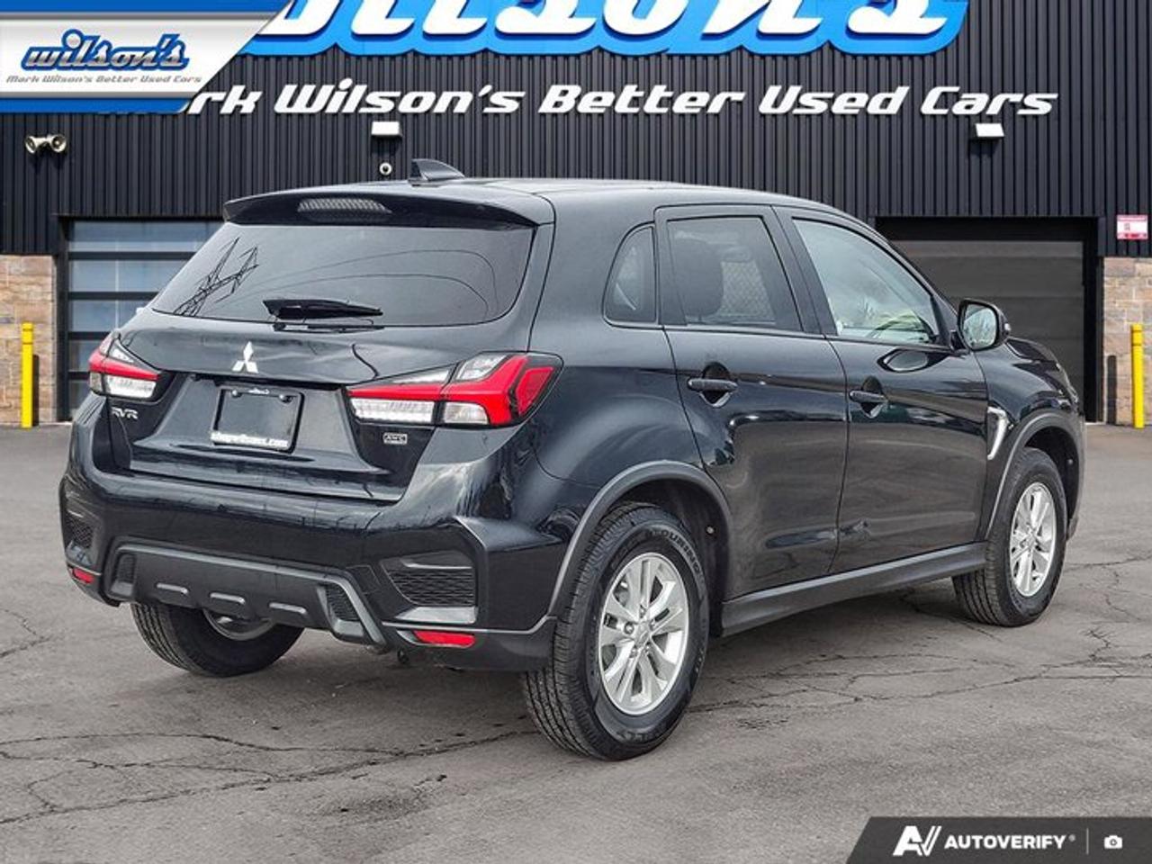 2021 Mitsubishi RVR SE AWD | Heated Seats | Carplay + Android Auto | Blind Spot Monitor | Alloy Wheels | and More ! Photo4