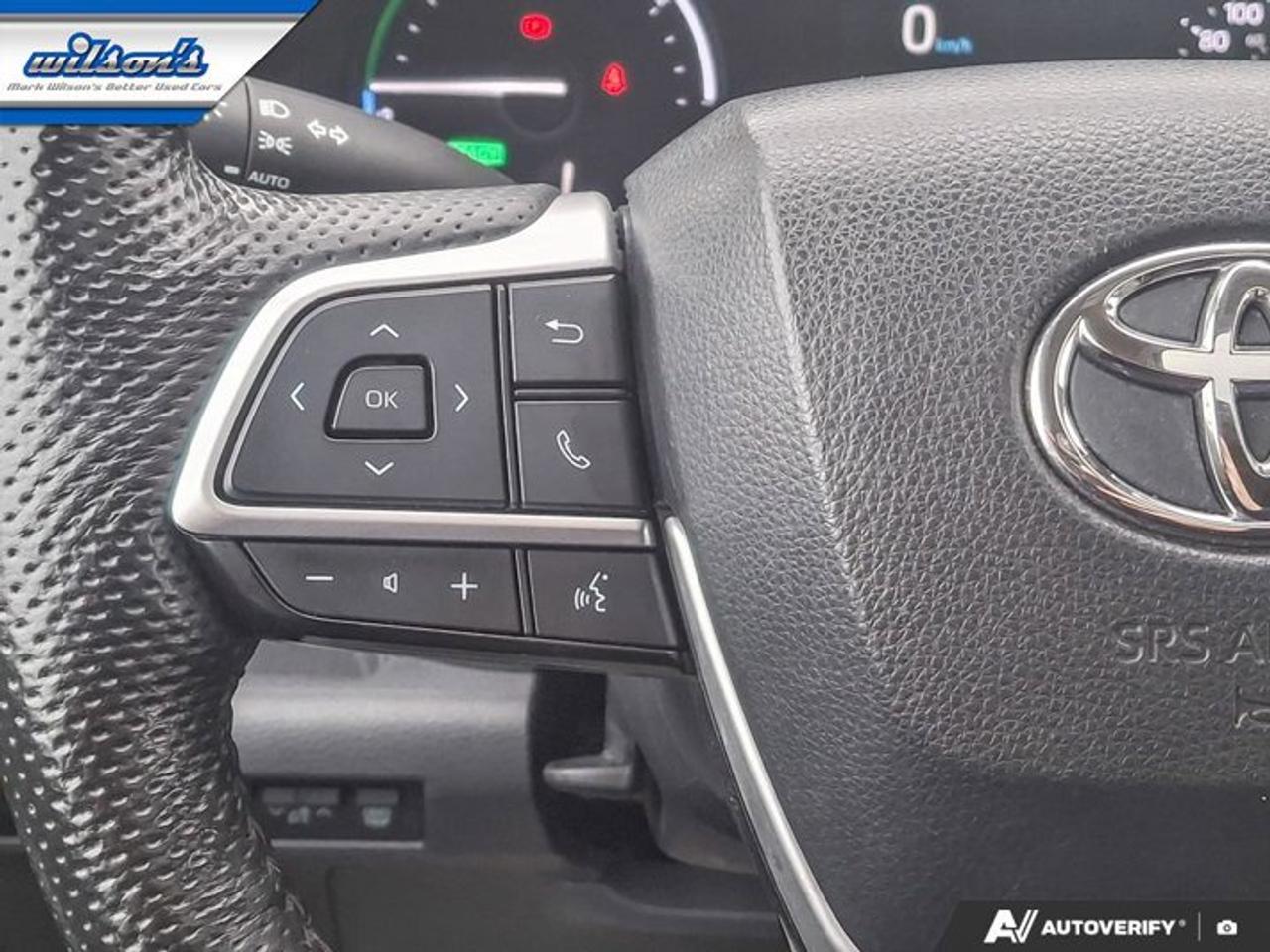 2022 Toyota Sienna XLE | Leather | Sunroof | Heated Wheel + Seats | Power Sliding Doors + Hatch | CarPlay and More ! Photo
