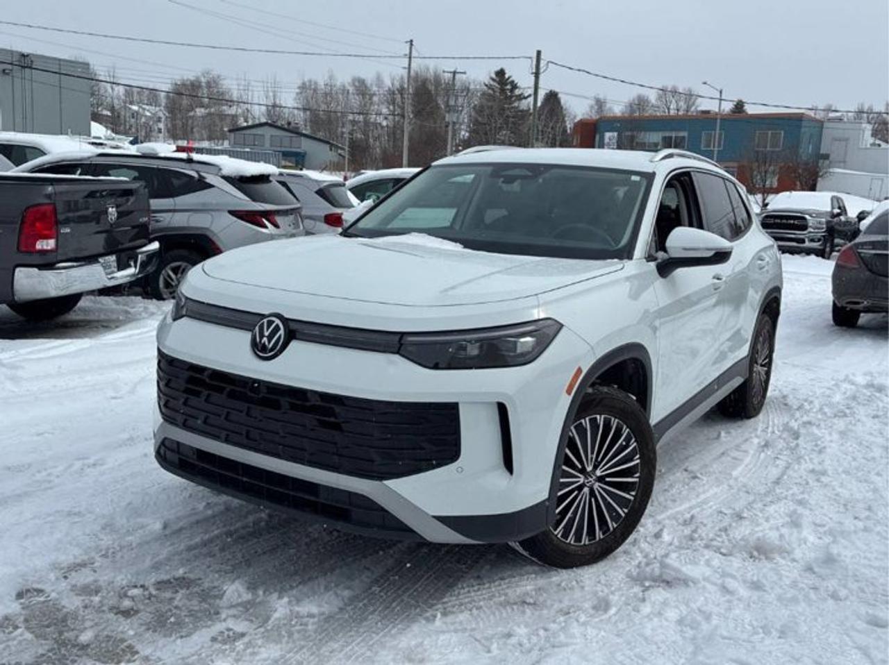 Used 2026 Volkswagen Tiguan Comfortline AWD | Leather | Heated Seats | Remote Start | Wireless Carplay + Android Auto and More ! for sale in Guelph, ON