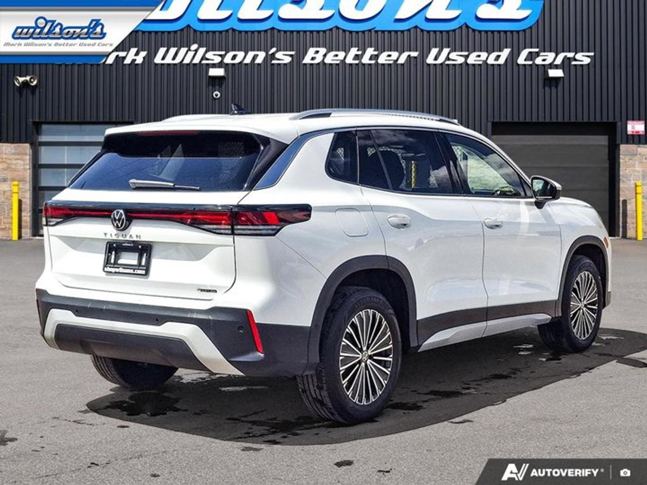 2026 Volkswagen Tiguan Comfortline AWD | Leather | Heated Seats | Remote Start | Wireless Carplay + Android Auto and More ! Photo
