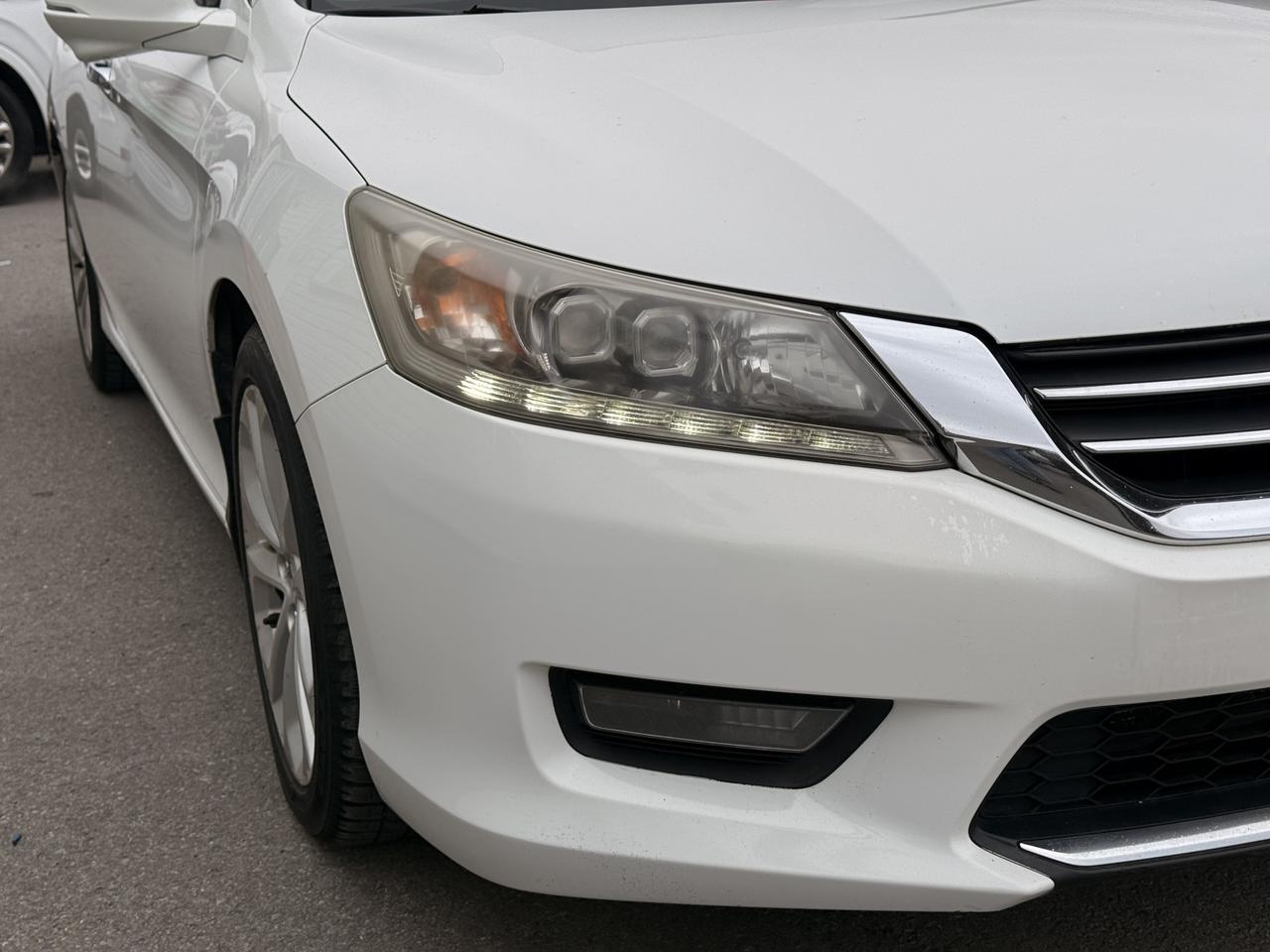 2014 Honda Accord Touring Photo