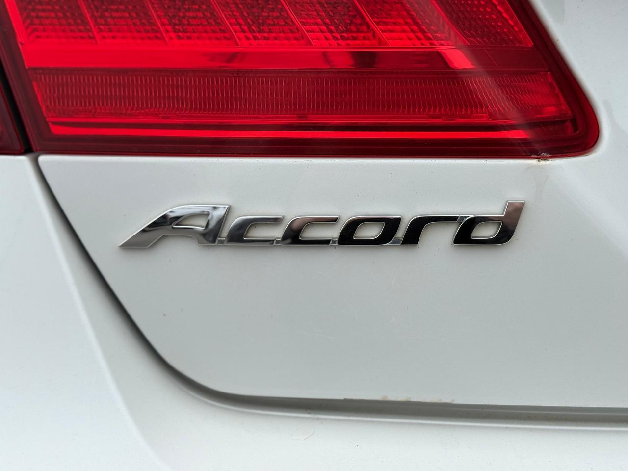 2014 Honda Accord Touring Photo