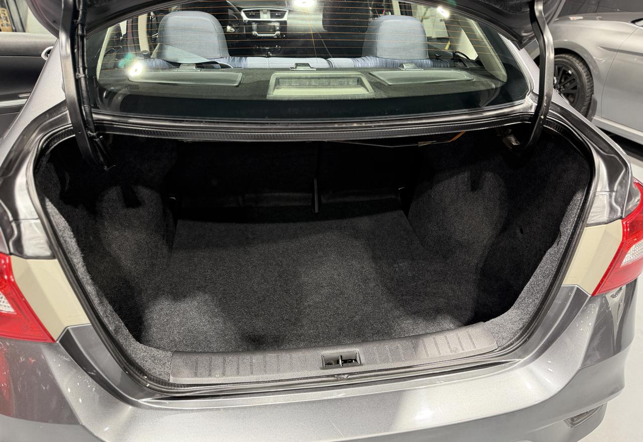 2017 Nissan Sentra 4DR SDN CVT S Photo