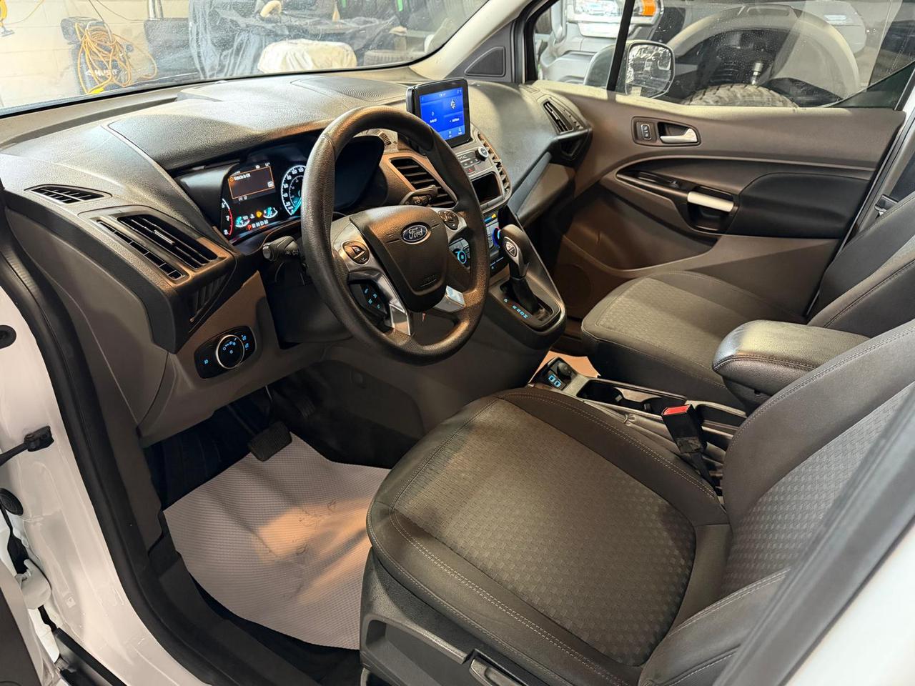 2021 Ford Transit Connect XLT | 4 CYL Photo