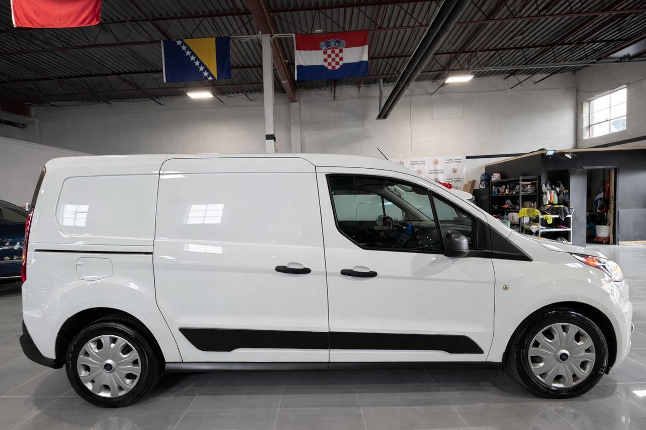 2021 Ford Transit Connect XLT | 4 CYL Photo1