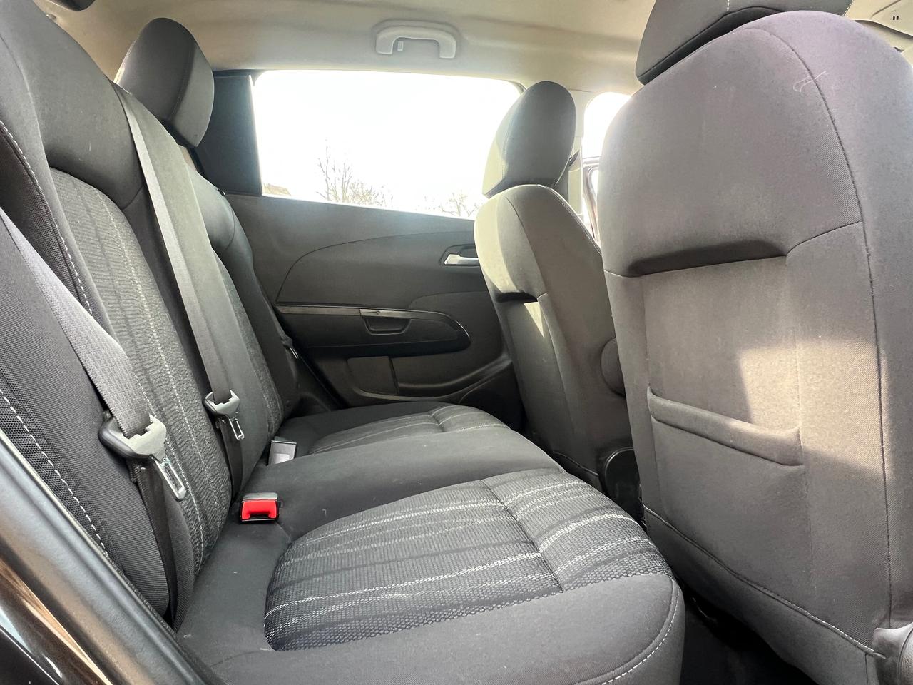 2015 Chevrolet Sonic EXTRA CLEAN-BACK CAM-BLUETOOTH Photo