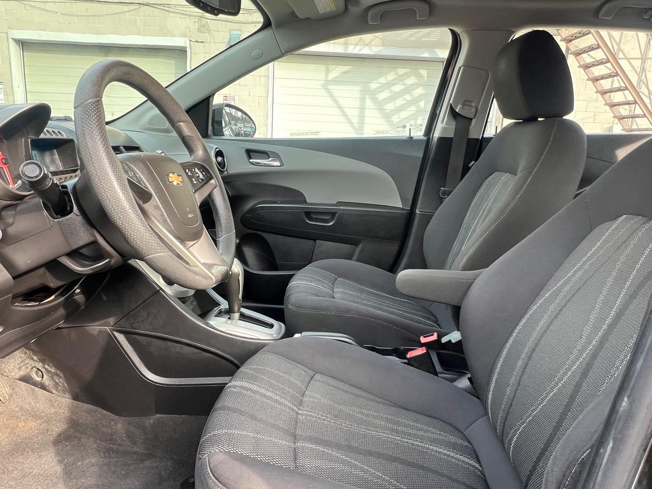 2015 Chevrolet Sonic EXTRA CLEAN-BACK CAM-BLUETOOTH Photo