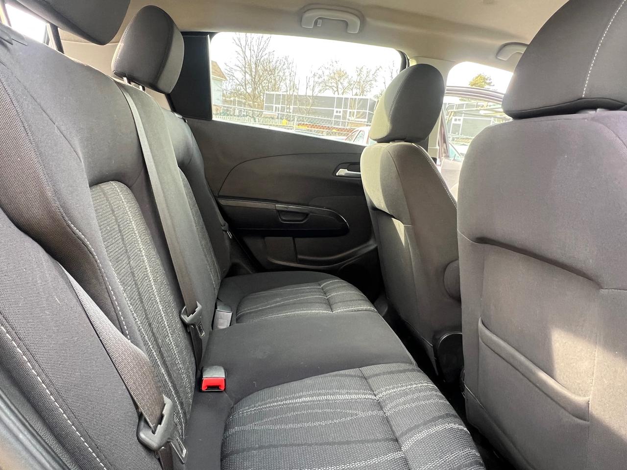 2015 Chevrolet Sonic EXTRA CLEAN-BACK CAM-BLUETOOTH Photo