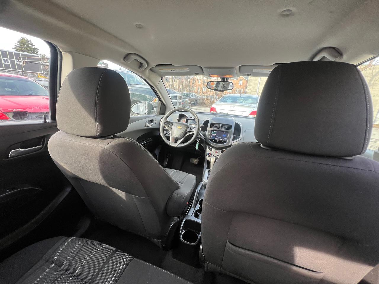 2015 Chevrolet Sonic EXTRA CLEAN-BACK CAM-BLUETOOTH Photo