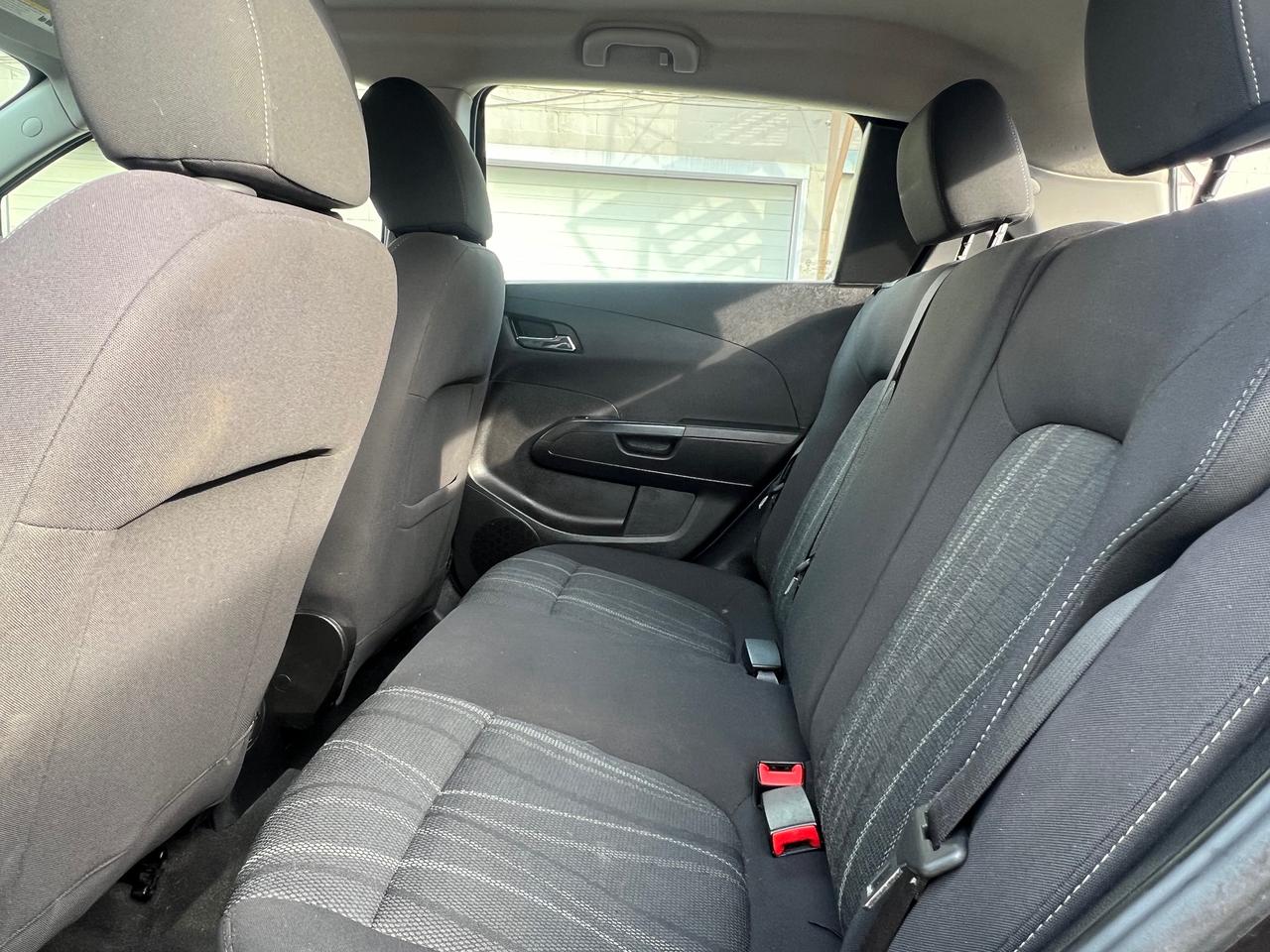 2015 Chevrolet Sonic EXTRA CLEAN-BACK CAM-BLUETOOTH Photo