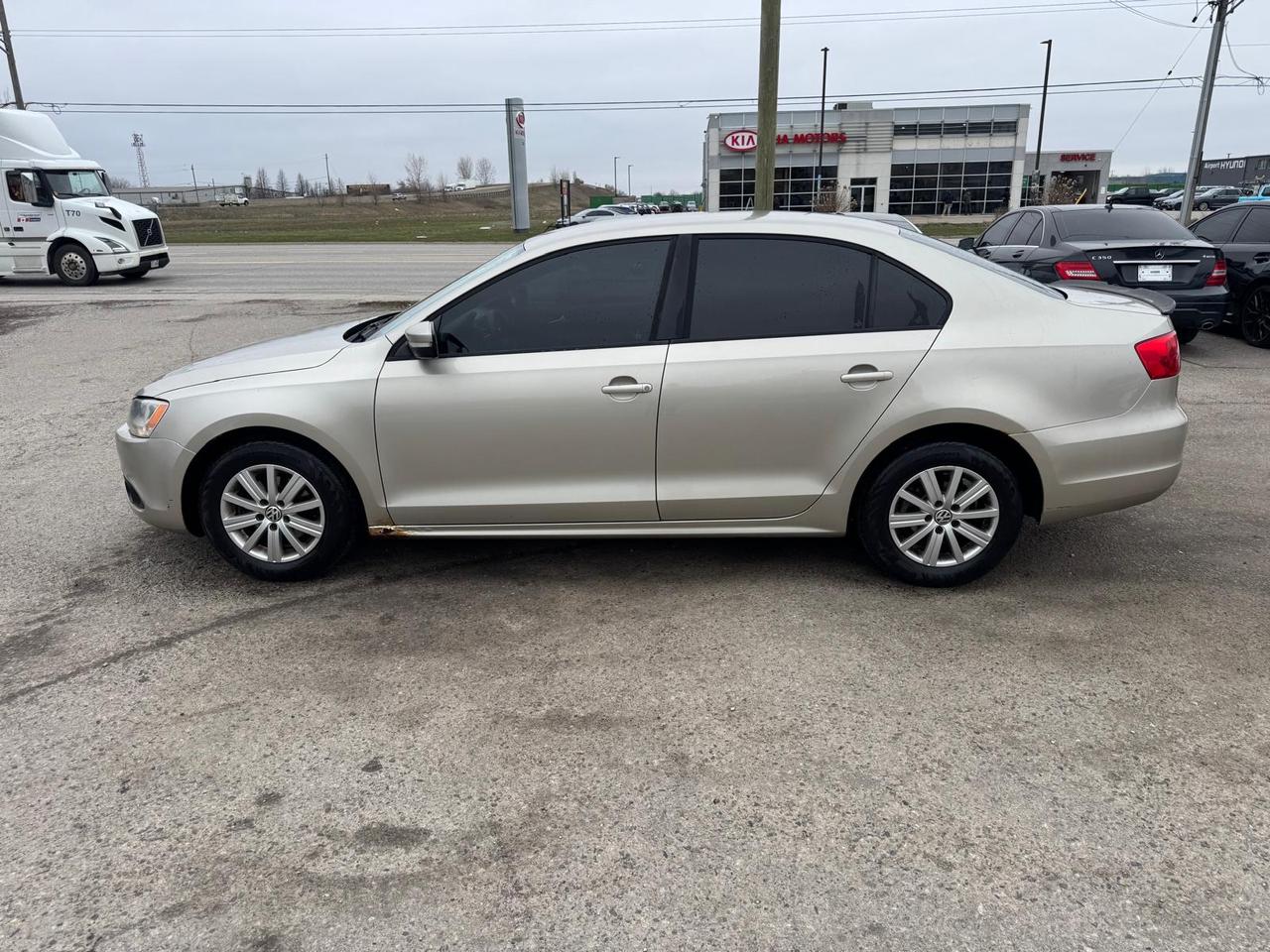 2012 Volkswagen Jetta COMFORTLINE, SEDAN, AUTO, ALLOYS, CERTIFIED Photo