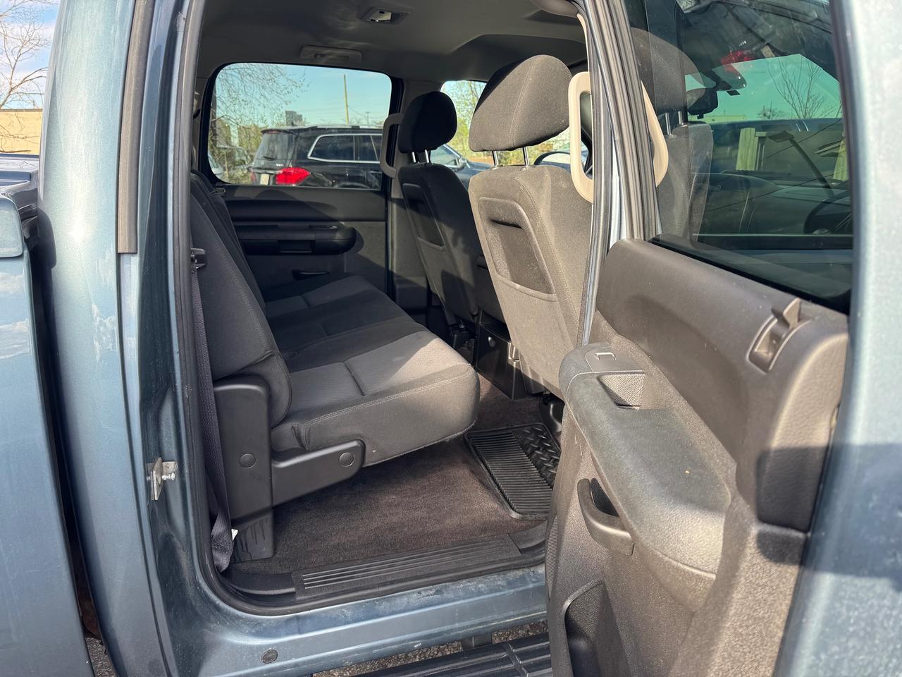 2011 GMC Sierra 1500 SLE Photo