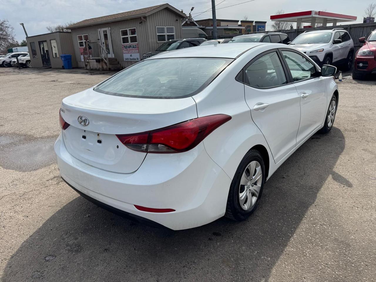2016 Hyundai Elantra L, SEDAN, MANUAL, ONLY 172KMS, CERTIFIED Photo