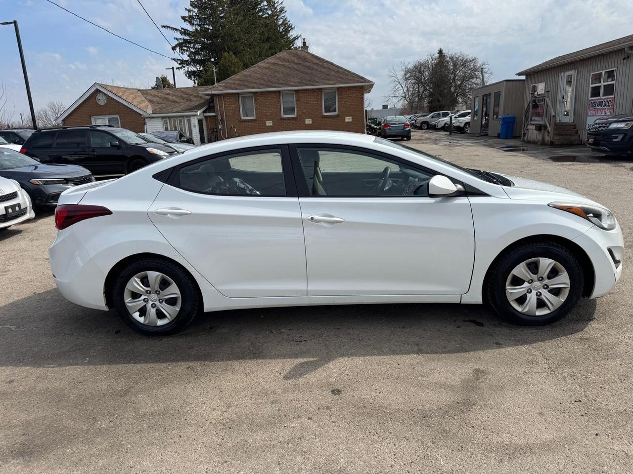 2016 Hyundai Elantra L, SEDAN, MANUAL, ONLY 172KMS, CERTIFIED Photo
