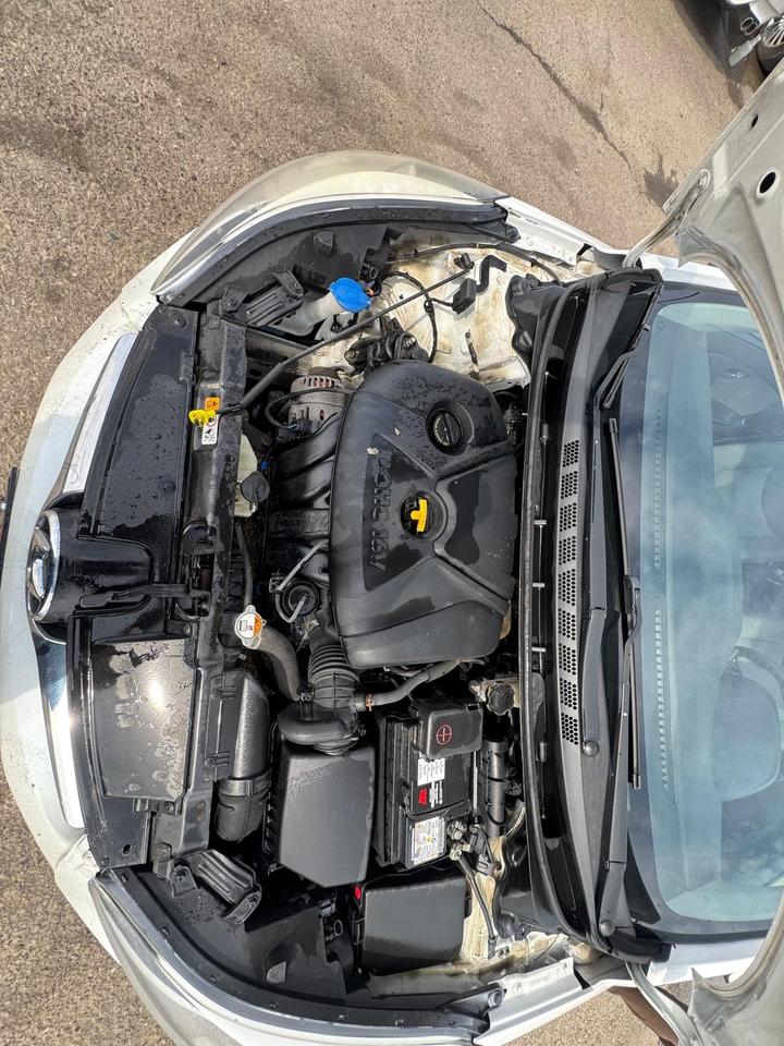 2016 Hyundai Elantra L, SEDAN, MANUAL, ONLY 172KMS, CERTIFIED Photo