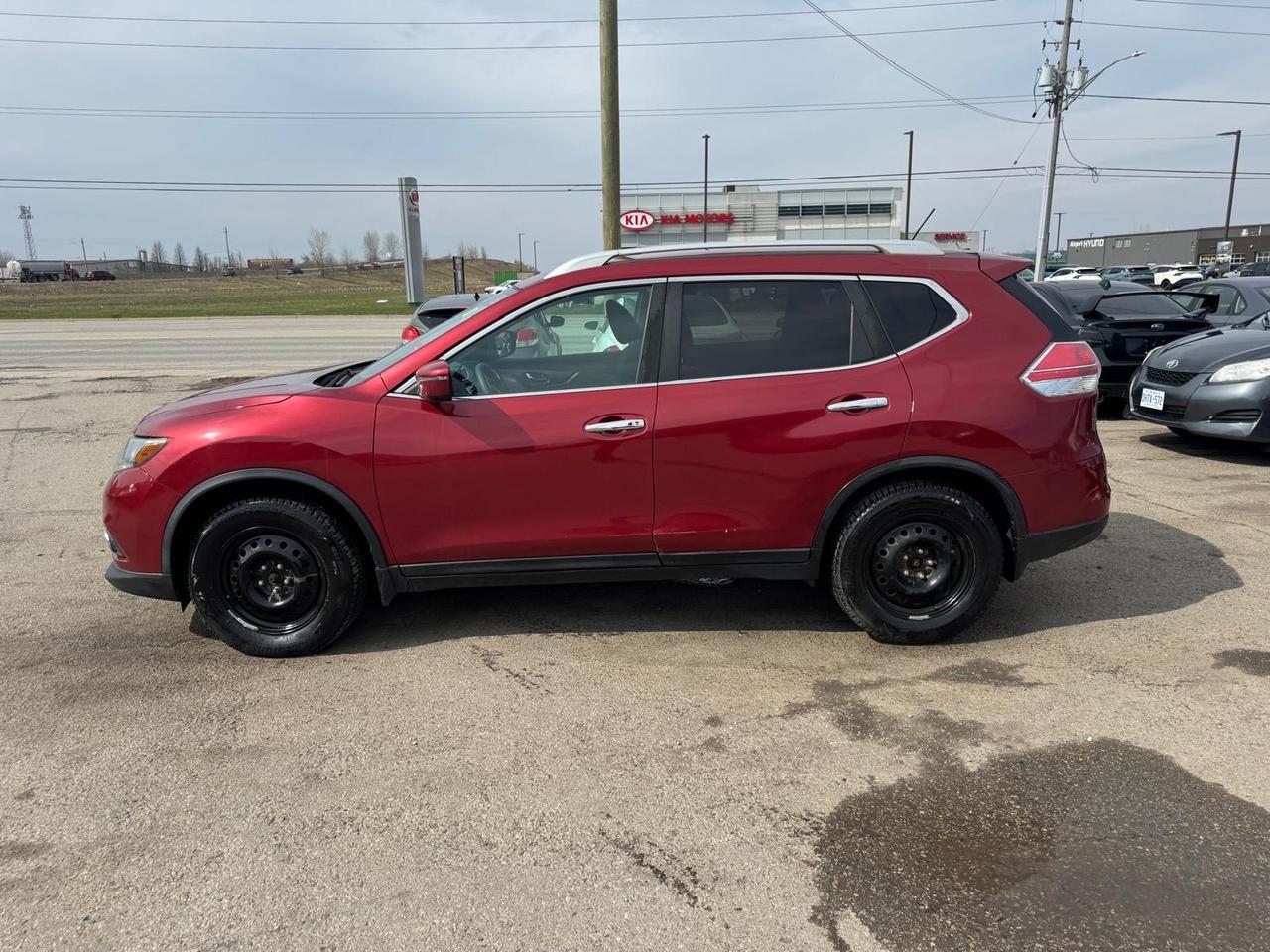 2016 Nissan Rogue S, AWD, POSSIBLE TRANS ISSUE, DRIVES, AS IS Photo