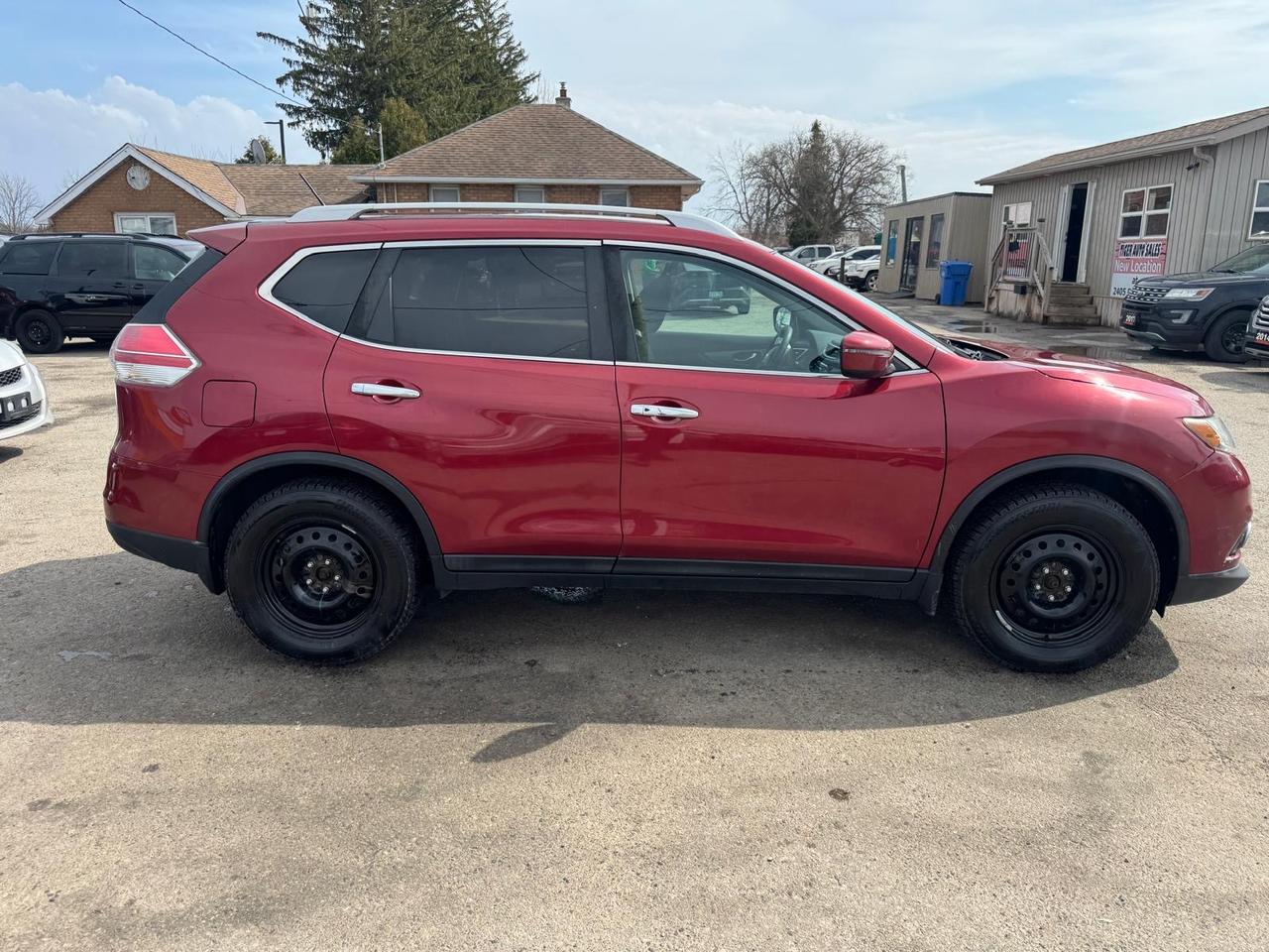 2016 Nissan Rogue S, AWD, POSSIBLE TRANS ISSUE, DRIVES, AS IS Photo