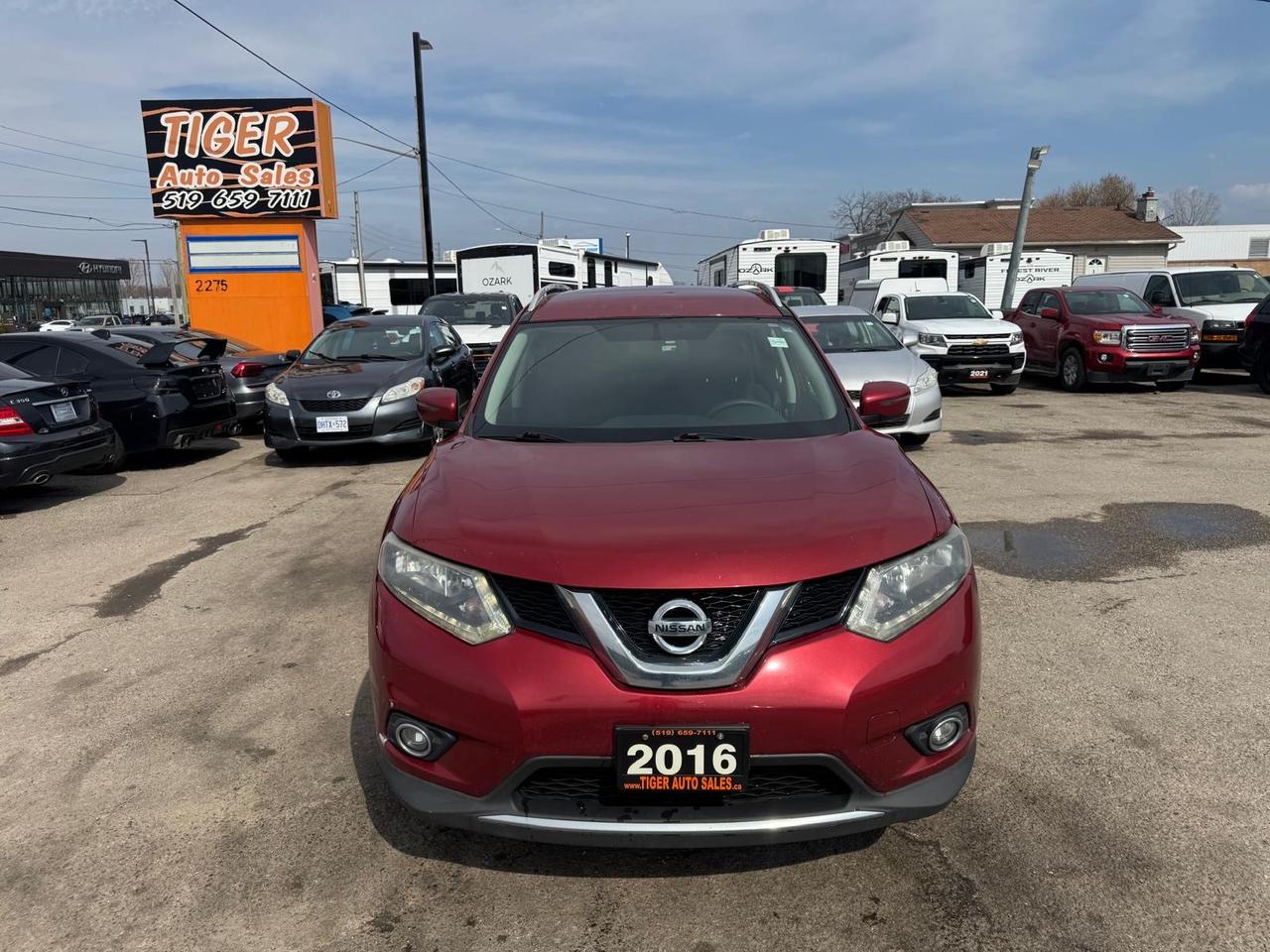2016 Nissan Rogue S, AWD, POSSIBLE TRANS ISSUE, DRIVES, AS IS Photo