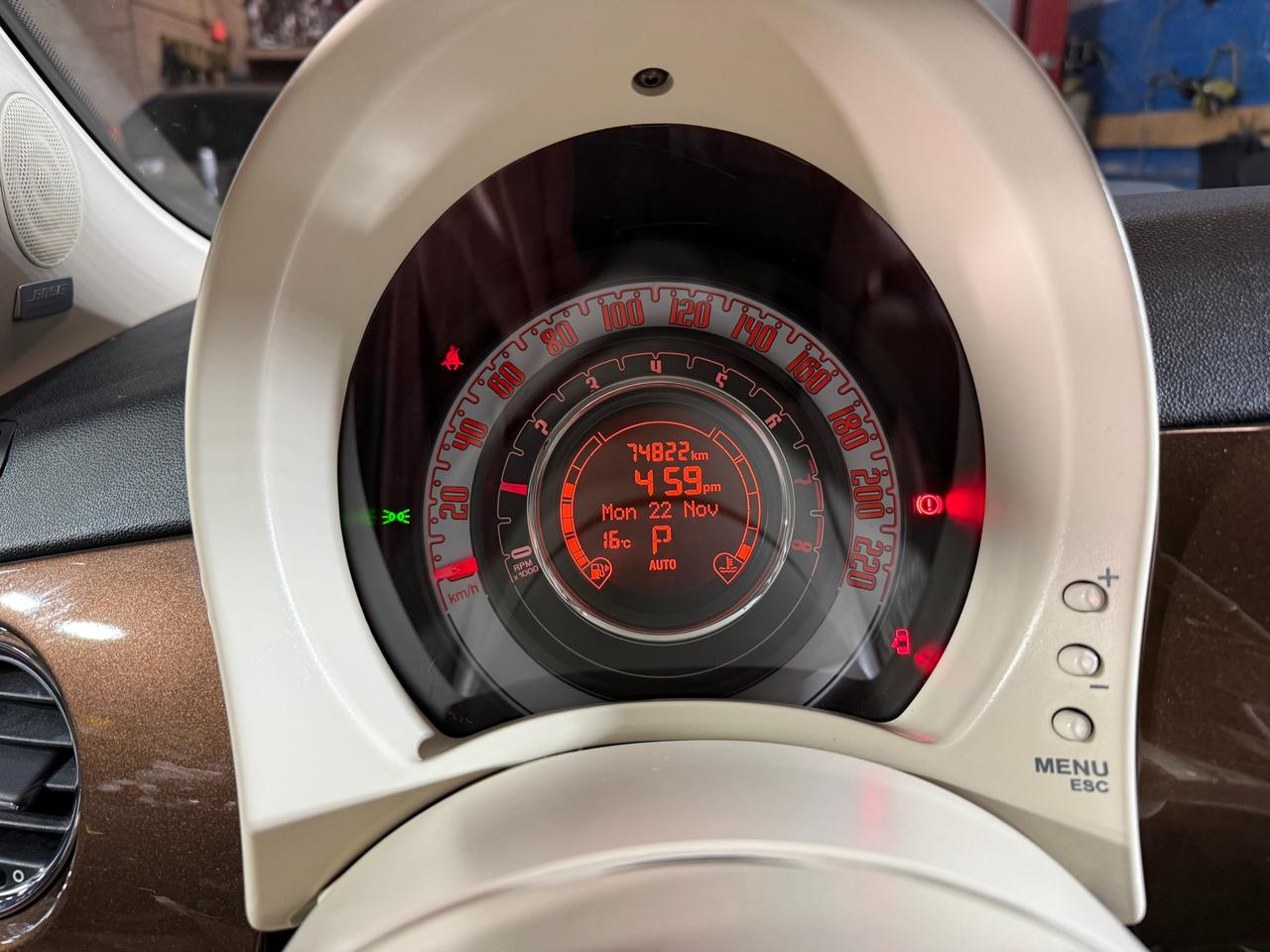 2012 Fiat 500 Lounge Photo