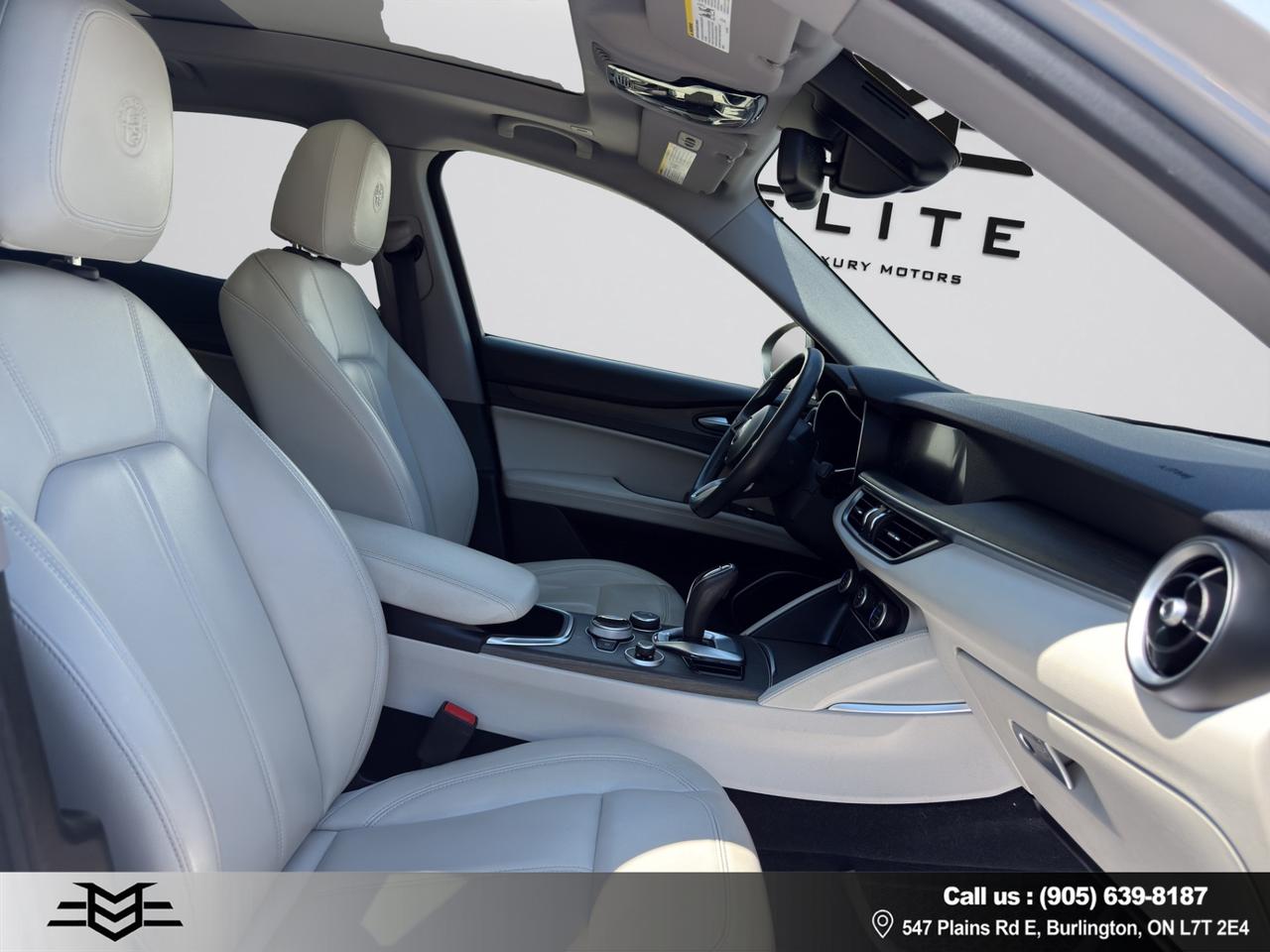 2021 Alfa Romeo Stelvio Ti AWD - ONE OWNER - NAVIGATION !!! Photo