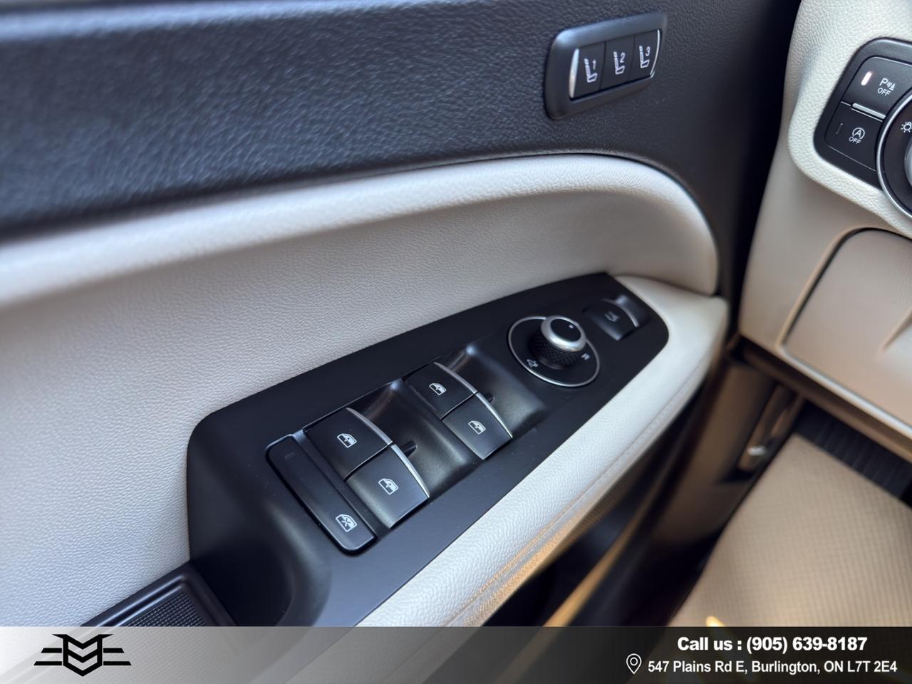 2021 Alfa Romeo Stelvio Ti AWD - ONE OWNER - NAVIGATION !!! Photo