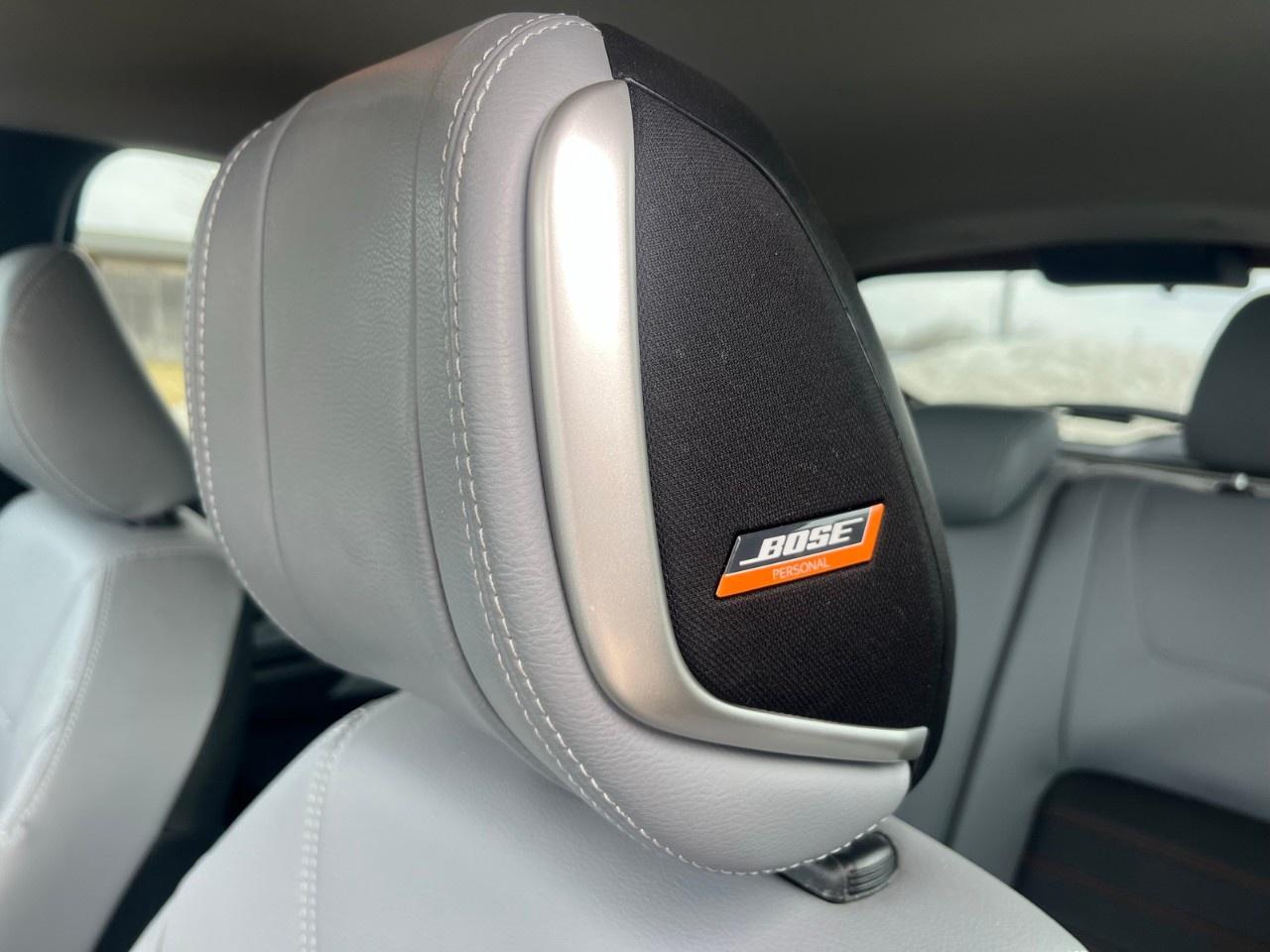 2023 Nissan Kicks SR FWD Photo