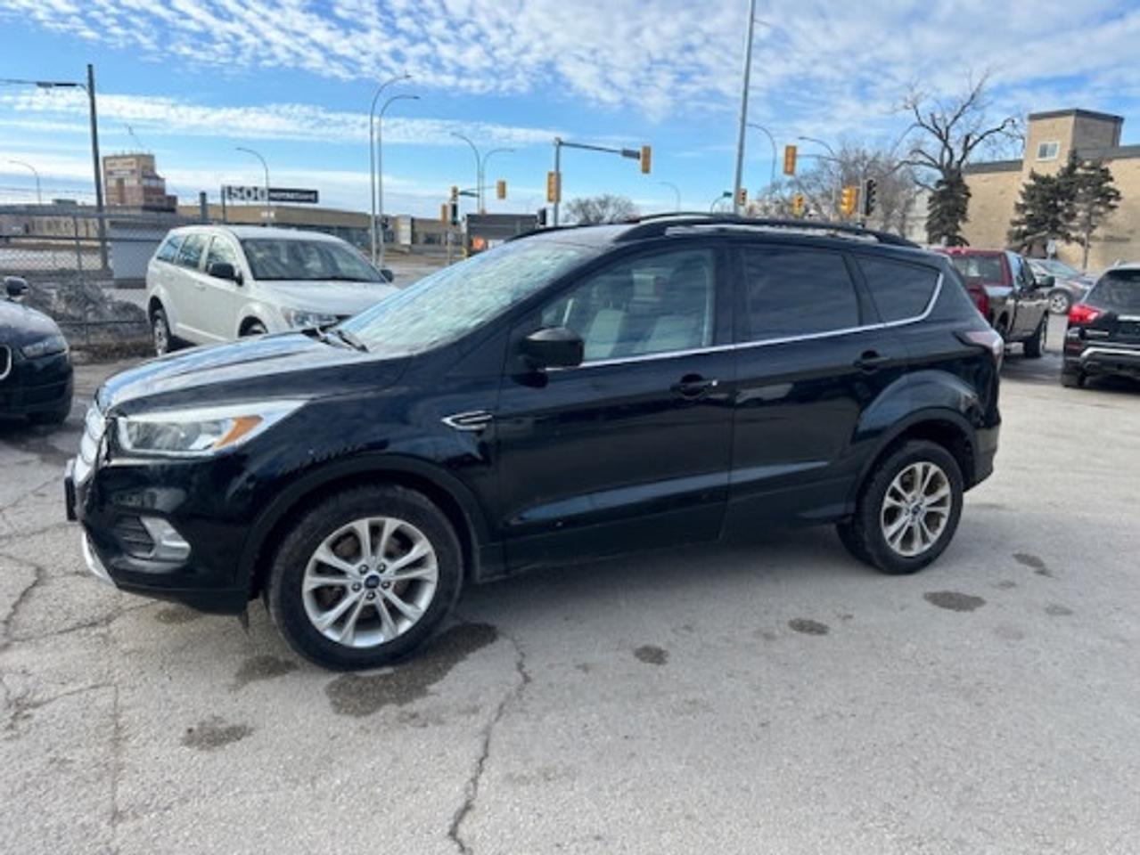 Used 2017 Ford Escape SE 4dr 4x4 Automatic for sale in Winnipeg, MB