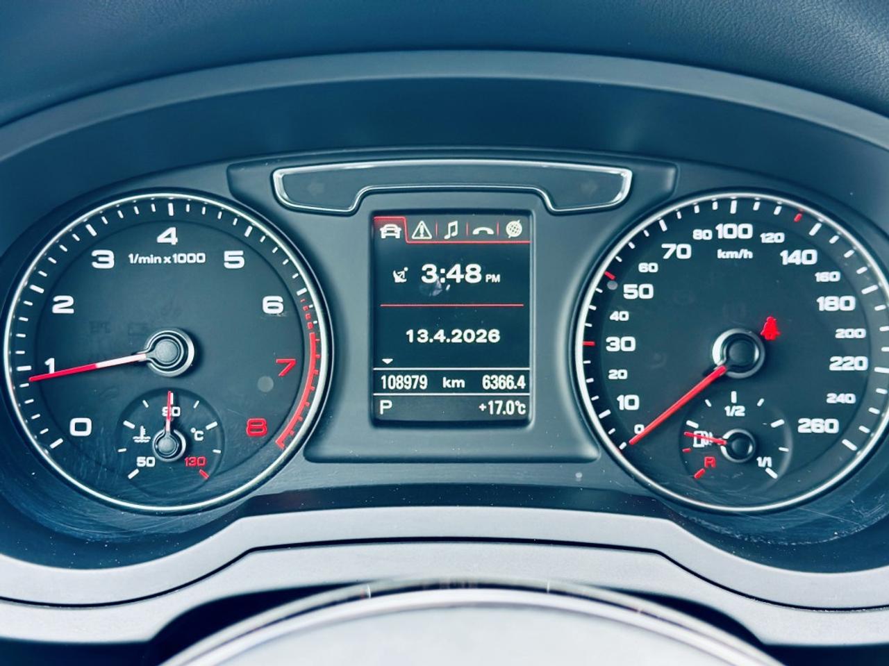2016 Audi Q3 2.0T quattro Progressiv Photo