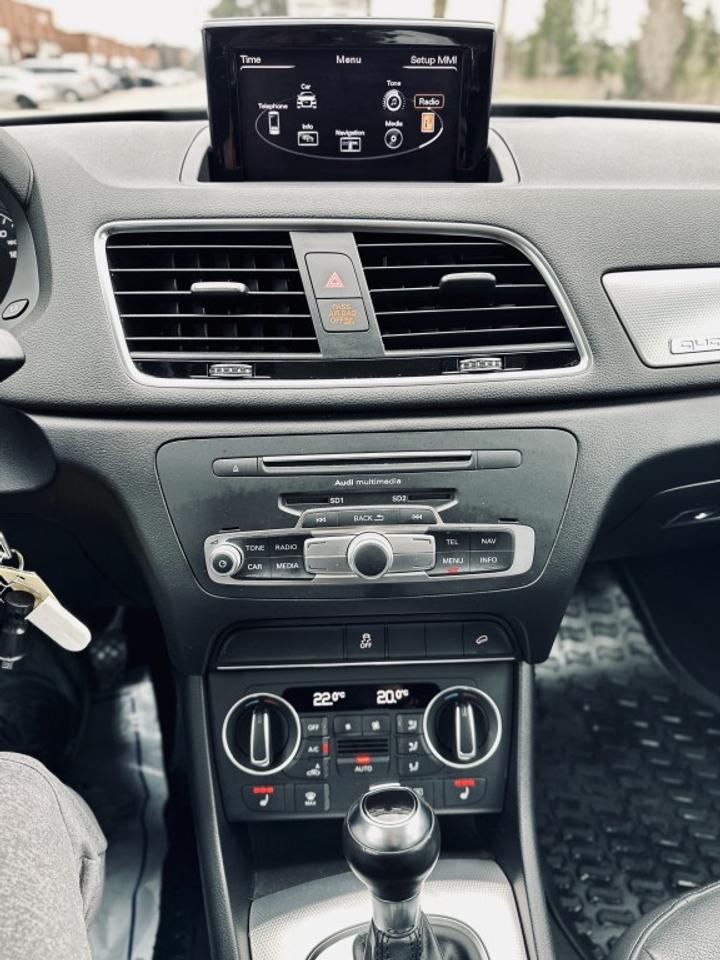 2016 Audi Q3 2.0T quattro Progressiv Photo