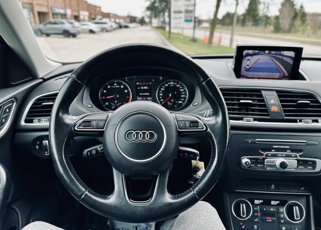 2016 Audi Q3 2.0T quattro Progressiv Photo