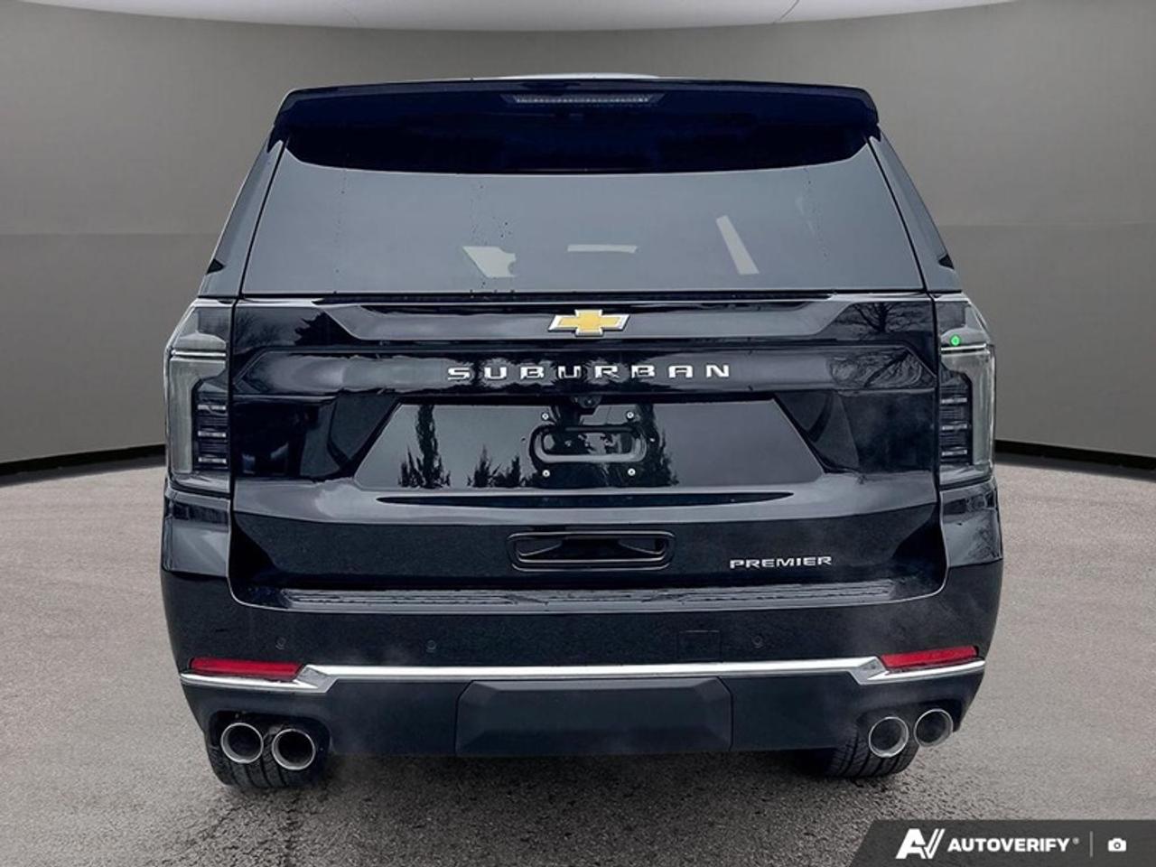 2026 Chevrolet Suburban Premier  - Leather Seats Photo4