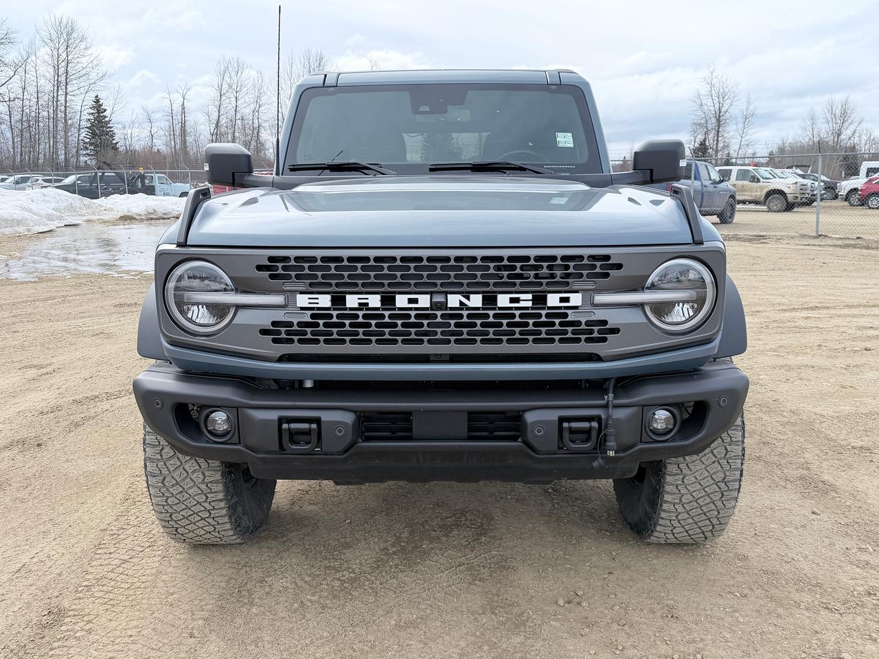 2023 Ford Bronco Badlands Photo1