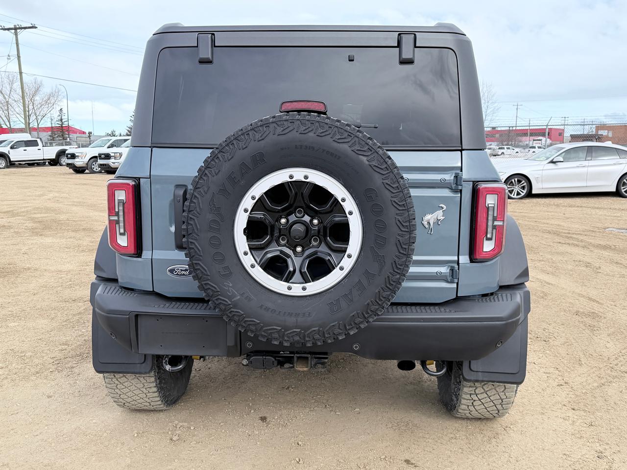 2023 Ford Bronco Badlands Photo3