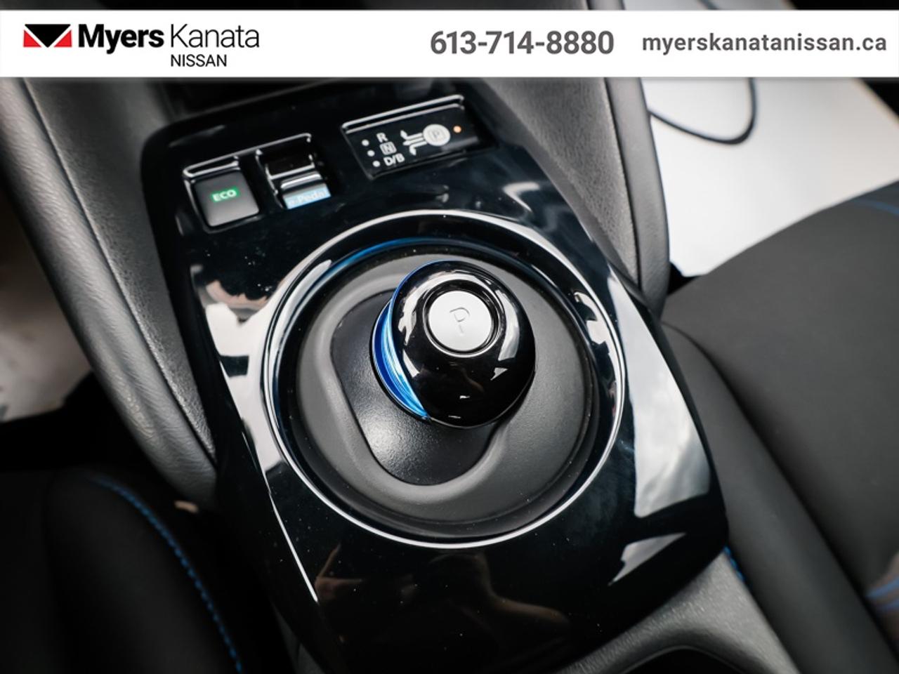 2024 Nissan Leaf SV PLUS  - Navigation -  Apple CarPlay Photo