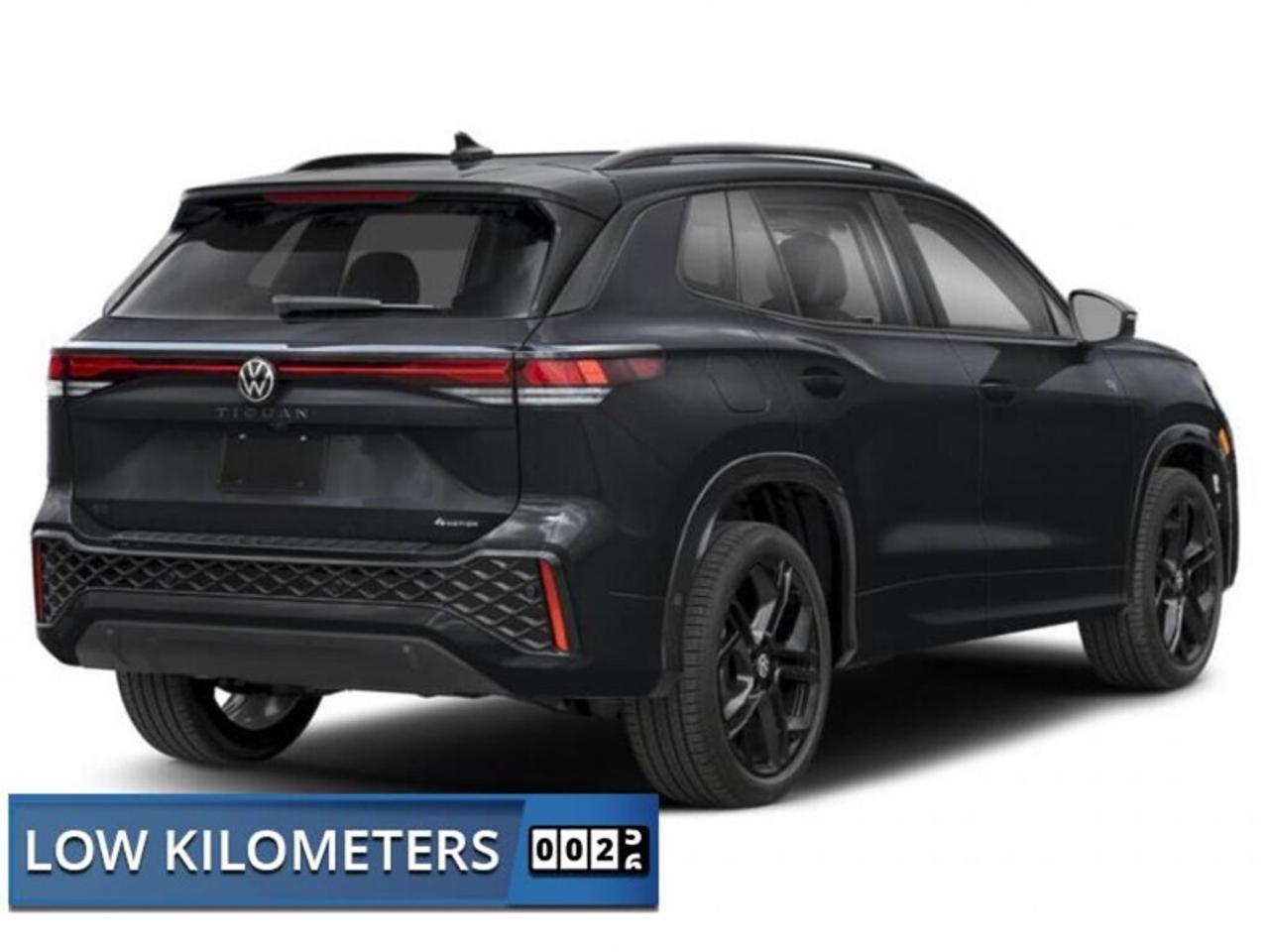 2026 Volkswagen Tiguan Comfortline R-Line Black Edition Photo