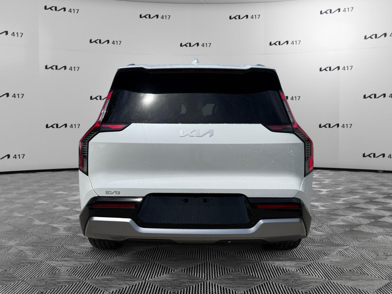 2026 Kia EV9 Land w/Plus Package AWD Photo3