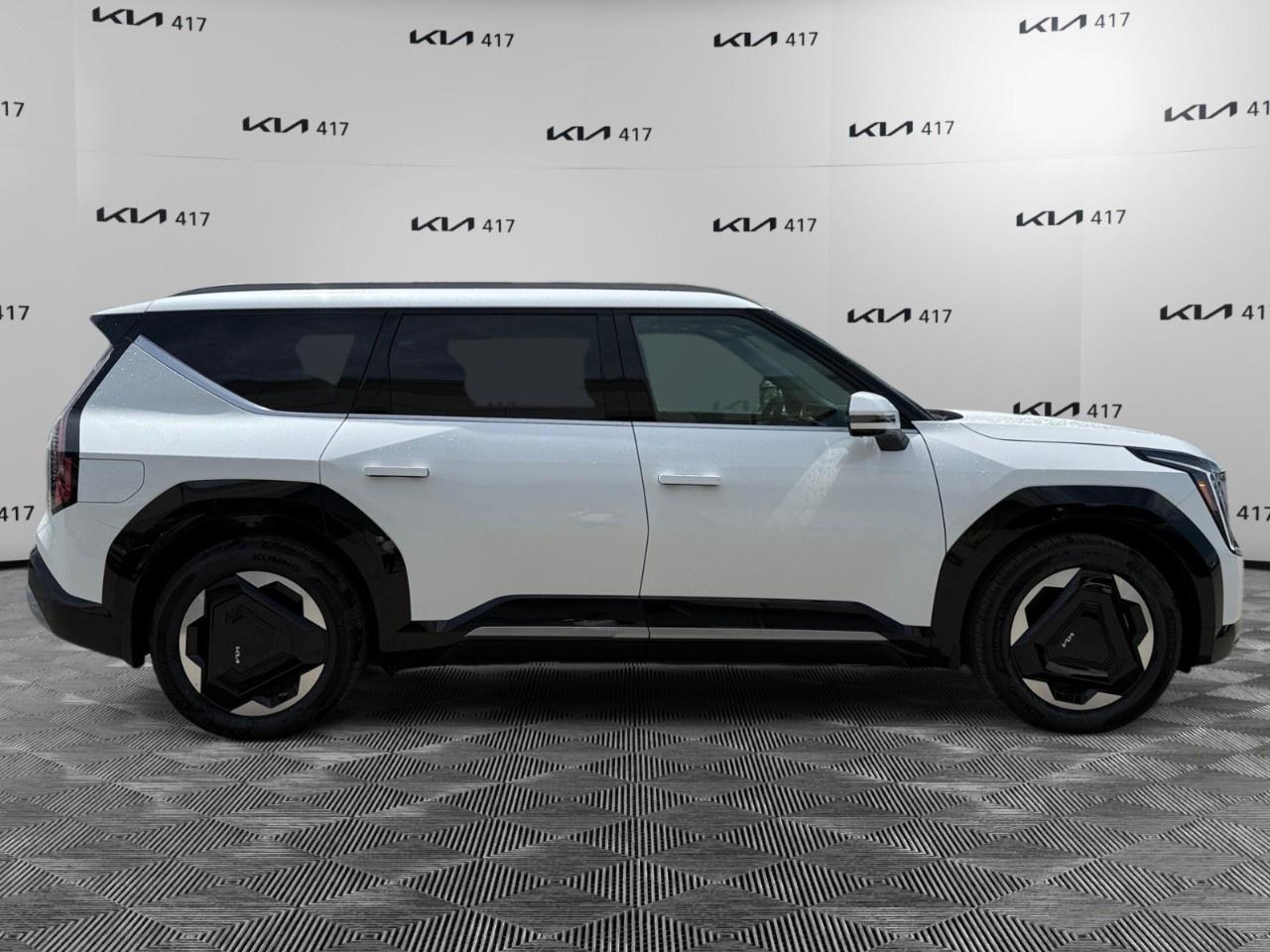 2026 Kia EV9 Land w/Plus Package AWD Photo