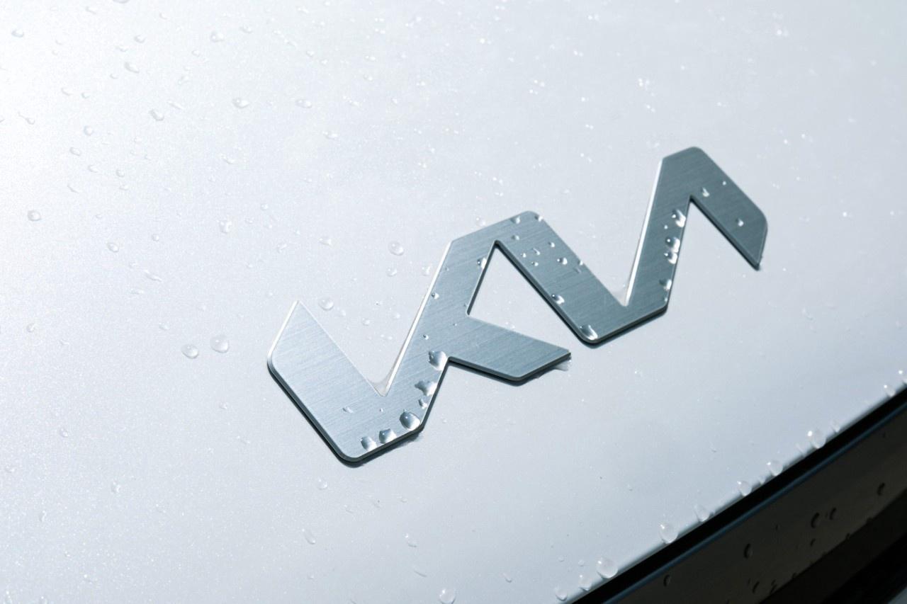 2026 Kia EV9 Land w/Plus Package AWD Photo