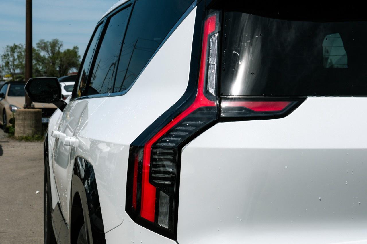 2026 Kia EV9 Land w/Plus Package AWD Photo