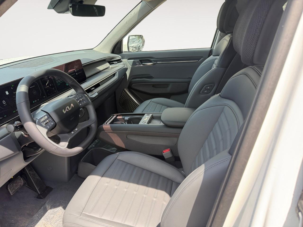 2026 Kia EV9 Land w/Plus Package AWD Photo